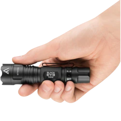 Latarka ręczna, Mactronic BLACK EYE MINI, 135 lm, bateryjna (1x AA), zestaw (klips, baterie), pudełko