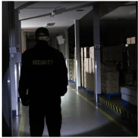 Latarka ręczna, Mactronic EXPERT PL3™, ładowalna, zestaw (akumulator 26650x2, magnetyczna ładowarka, uchwyt montażowy)