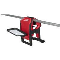 M18 PAL2-0 Lampa z zaciskiem do oświetlania powierzchni Milwaukee kod. 4933493547