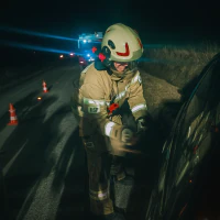 Dyski sygnalizacyjne zsynchronizowane Mactronic O-FLARE, ładowalne, zestaw [6x dysk, ładowarka, walizka] kolor amber