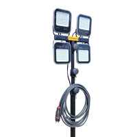 Maszt oświetleniowy LM4x50AMB/3M [zestaw naświetlaczy + statyw 3m + walizka + pokrowiec] kod.16195