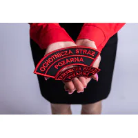 Emblemat na rękaw Ochotnicza Straż Pożarna czerwony duży [na mundur]