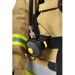 Aparat powietrzny FENZY Aeris Confort Typ 2 z butlą na plecach strażaka