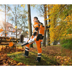 Dmuchawa akumulatorowa BGA 100 AP-System [bez akumulatora i ładowarki] STIHL kod. 48660115905