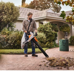 Odkurzacz akumulatorowy SHA 56 - AK-System [zestaw z akumulatorem AK 20 i ładowarką AL 101] STIHL kod. SA022000006